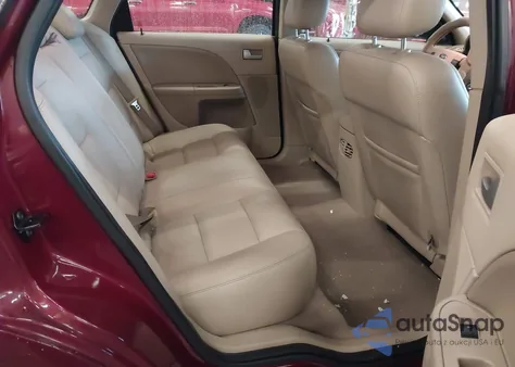 2006 Ford Five Hundred Limited z USA, uszkodzony, nr VIN 1FAFP28146G112210